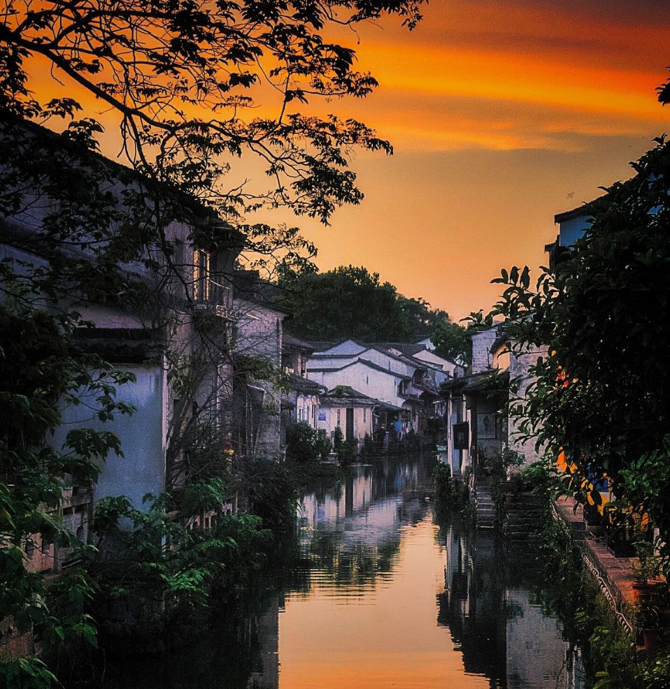 深夜福彩，与自然美景的邂逅与内心的平和之旅